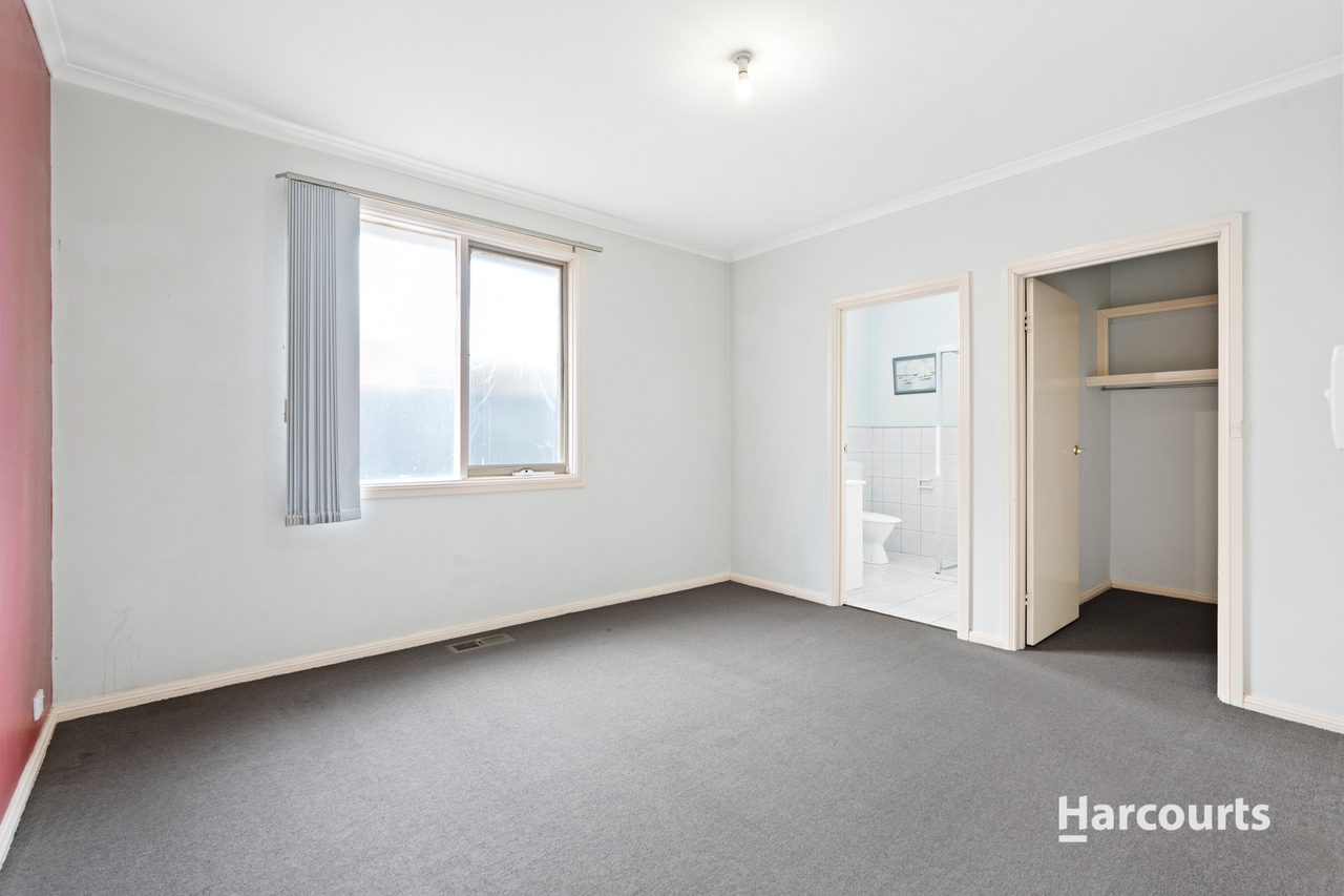 3-bedroom house at 3 BERNARD HAMILTON WAY, Rowville VIC 3178, Knox, Victoria
