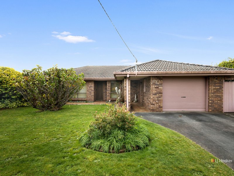 Photo - 3 Bernon Court, Devonport TAS 7310 - Image 1