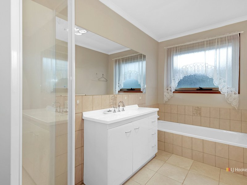 Photo - 3 Bernon Court, Devonport TAS 7310 - Image 5