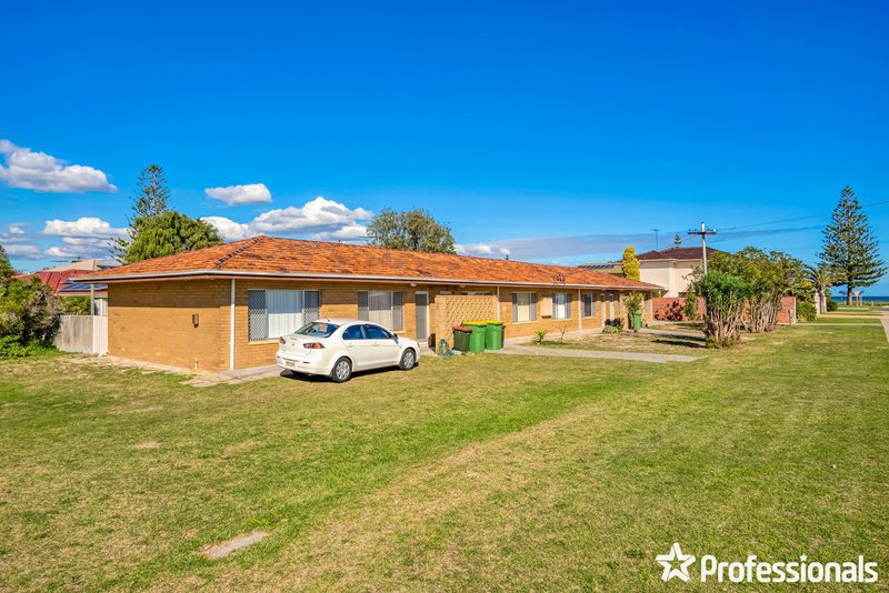 Photo - 3 Berry Street, Safety Bay WA 6169 - Image 4