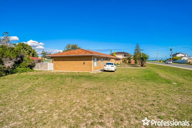 Photo - 3 Berry Street, Safety Bay WA 6169 - Image 6