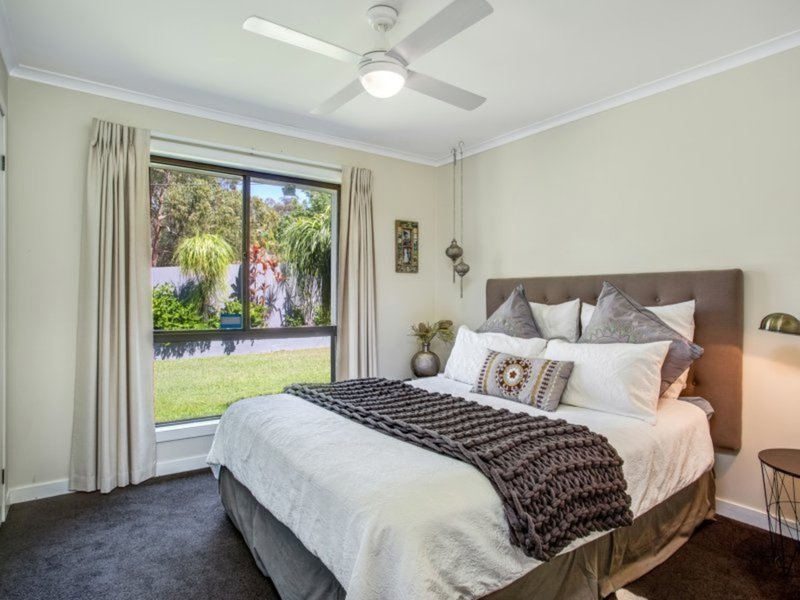 Photo - 3 Bertana Drive, Mudgeeraba QLD 4213 - Image 12