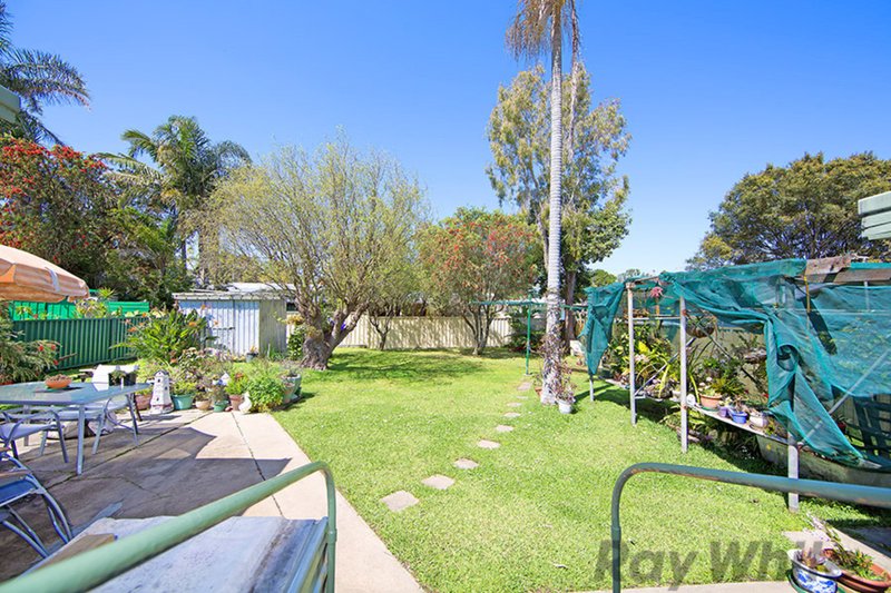 Photo - 3 Beryl Street, Gorokan NSW 2263 - Image 3