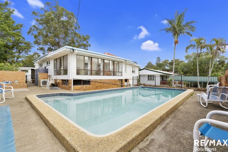 Photo - 3 Besson Street, Stafford Heights QLD 4053 - Image 2