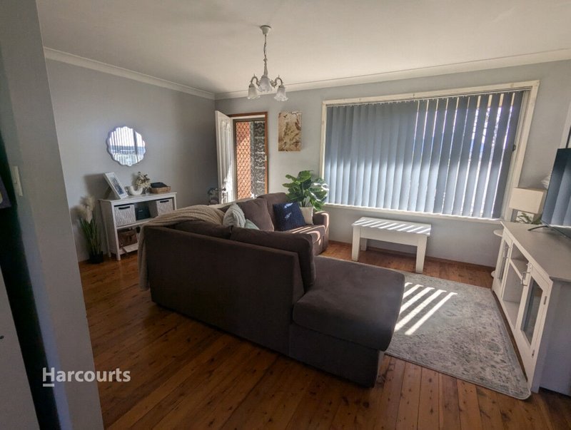 Photo - 3 Beverley Avenue, Unanderra NSW 2526 - Image 1