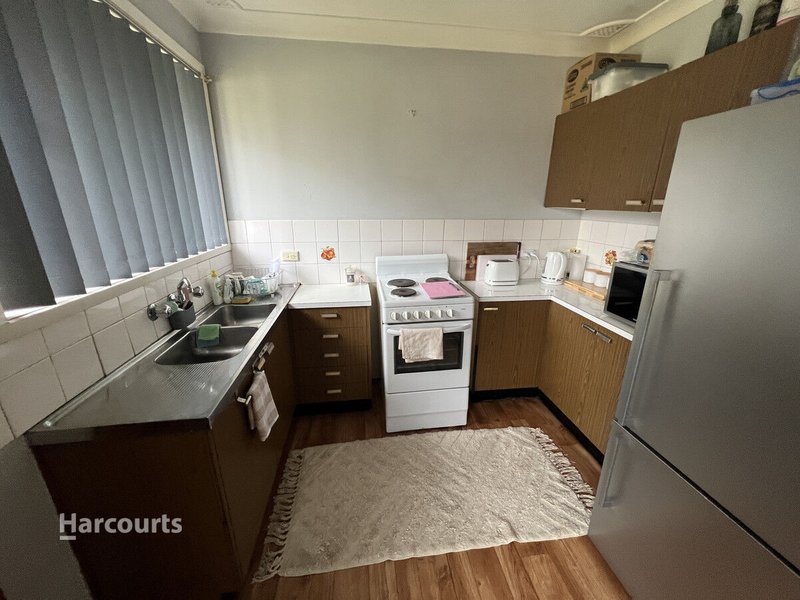 Photo - 3 Beverley Avenue, Unanderra NSW 2526 - Image 3