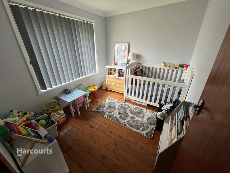 Photo - 3 Beverley Avenue, Unanderra NSW 2526 - Image 8