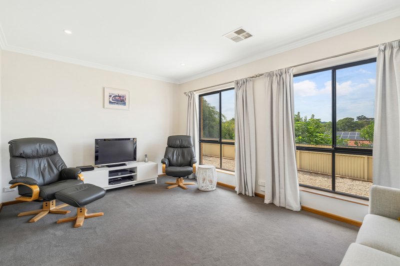 Photo - 3 Beverley Street, Flagstaff Hill SA 5159 - Image 7