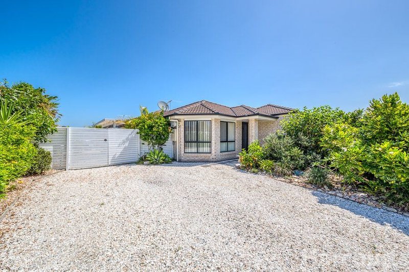 3 Biggera Ct , Sandstone Point QLD 4511