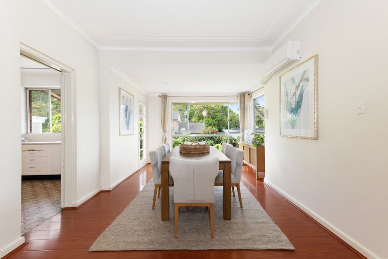 Photo - 3 Binnowee Avenue, St Ives NSW 2075 - Image 4