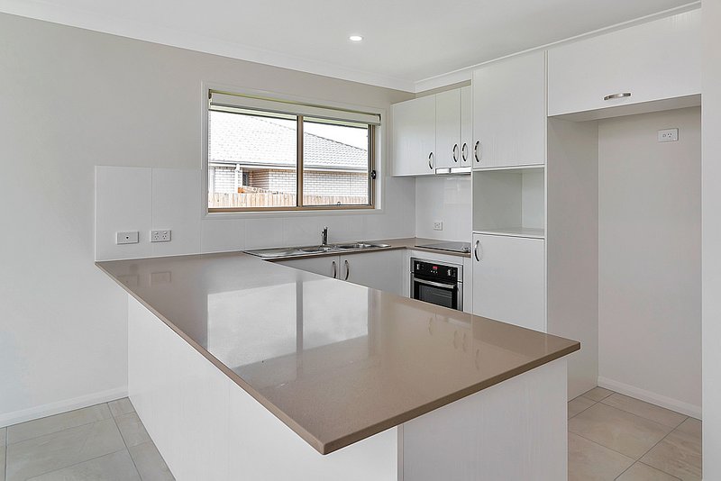 Photo - 3 Bishop Street, Cambooya QLD 4358 - Image 4