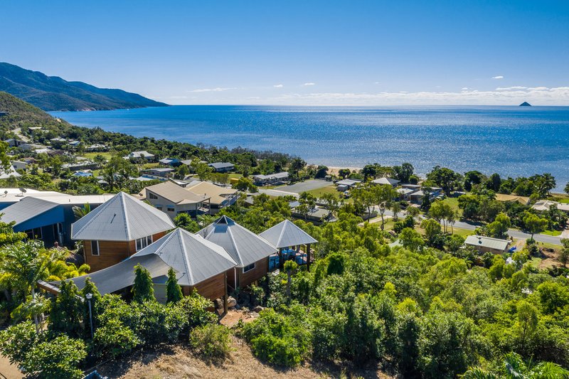 3 Blackcurrant Drive, Hideaway Bay QLD 4800