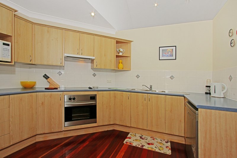 Photo - 3 Blaxland Crescent, Sunshine Bay NSW 2536 - Image 6