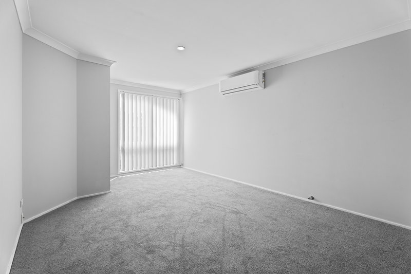 Photo - 3 Blueberry Drive, Colyton NSW 2760 - Image 3