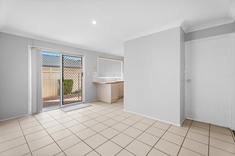 Photo - 3 Blueberry Drive, Colyton NSW 2760 - Image 6