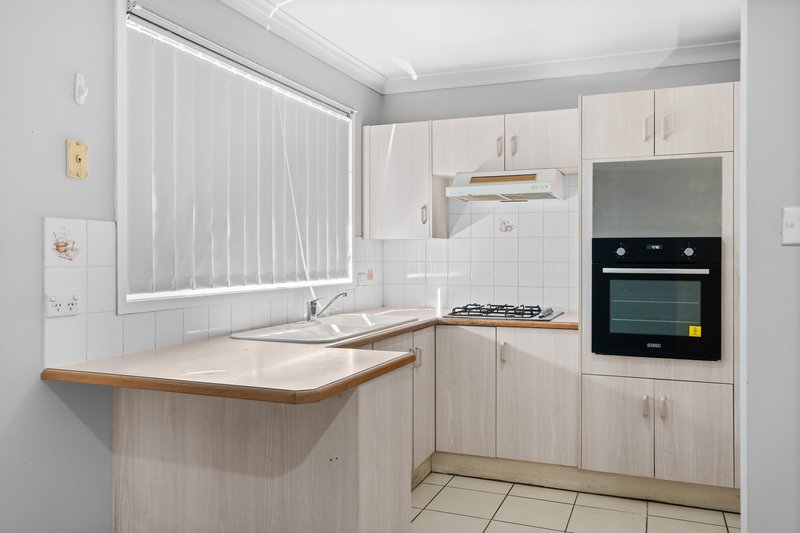 Photo - 3 Blueberry Drive, Colyton NSW 2760 - Image 7