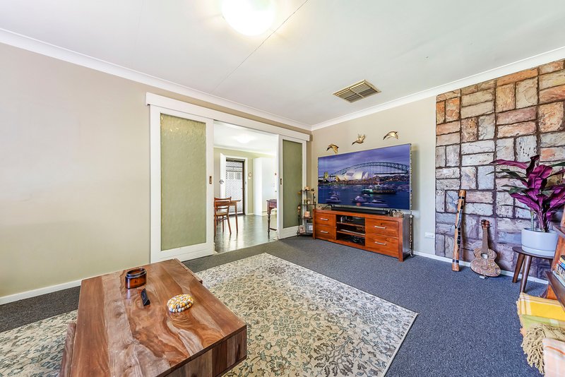 Photo - 3 Blueberry Road, Parafield Gardens SA 5107 - Image 9