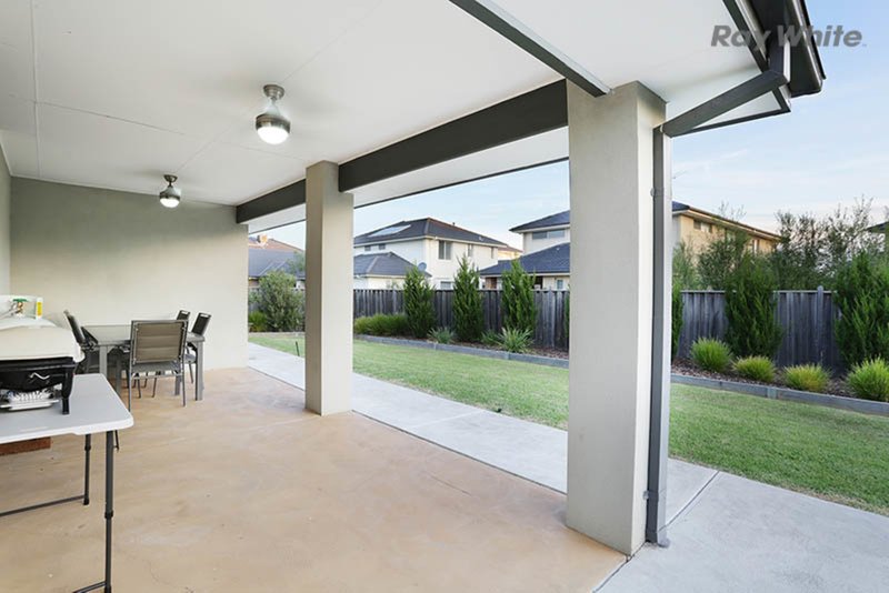 Photo - 3 Boathouse Place, Point Cook VIC 3030 - Image 13