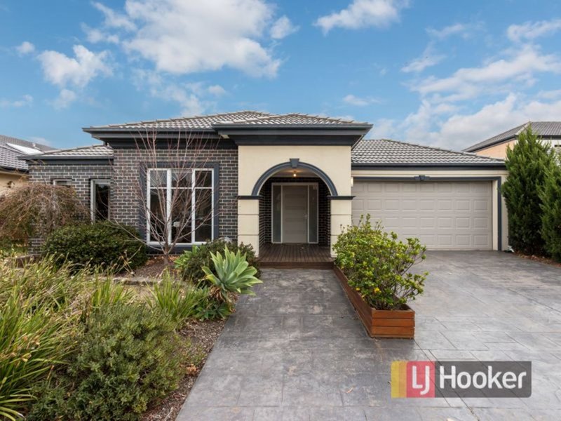 3 Boldrewood Place, Lynbrook VIC 3975