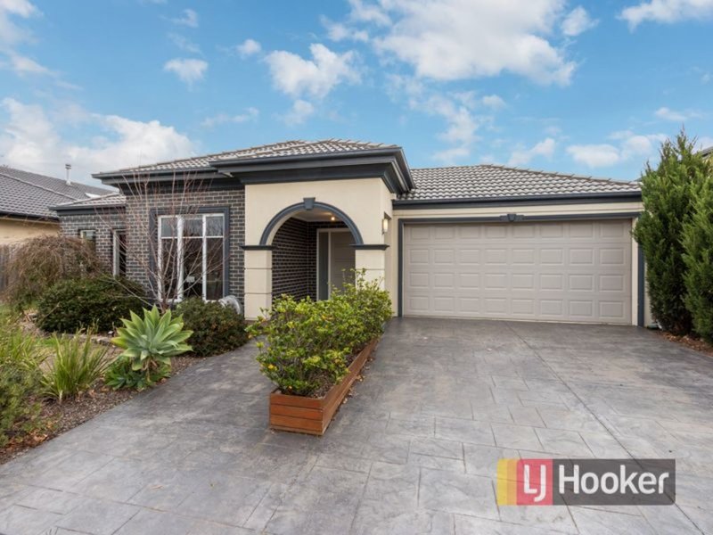 Photo - 3 Boldrewood Place, Lynbrook VIC 3975 - Image 13