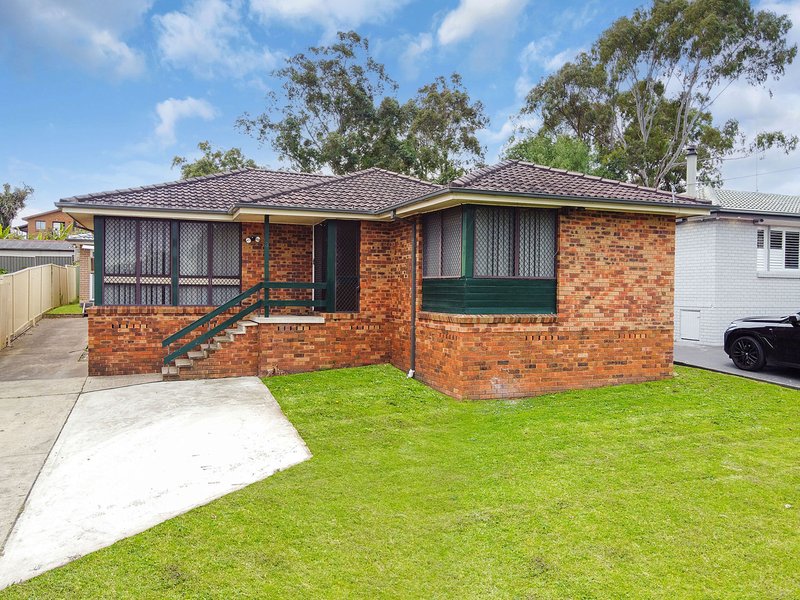 3 Bombala Crescent, Quakers Hill NSW 2763