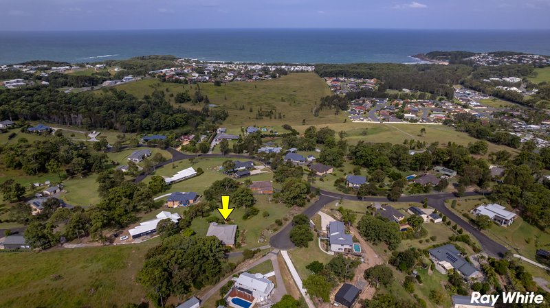 Photo - 3 Bombora Place, Hallidays Point NSW 2430 - Image 17