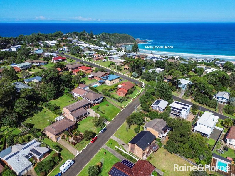 Photo - 3 Bond Place, Mollymook Beach NSW 2539 - Image 18