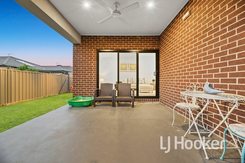 Photo - 3 Boonwurrung Street, Cranbourne East VIC 3977 - Image 13