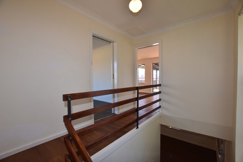 Photo - 3 Boronia Crescent, Orange NSW 2800 - Image 4