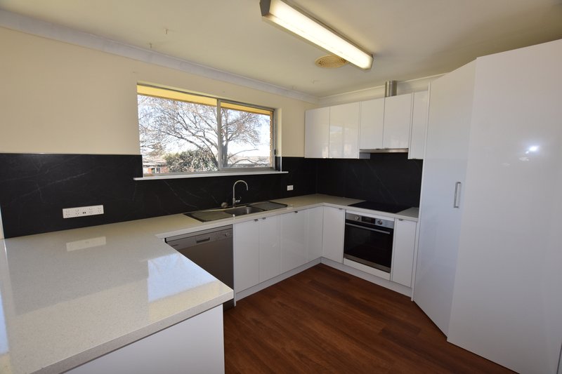 Photo - 3 Boronia Crescent, Orange NSW 2800 - Image 9