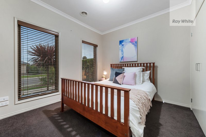 Photo - 3 Bottlebrush Road, Craigieburn VIC 3064 - Image 14