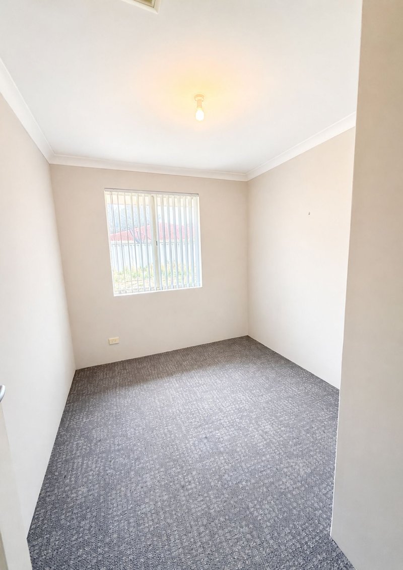 Photo - 3 Bougainvillea Court, Marangaroo WA 6064 - Image 9