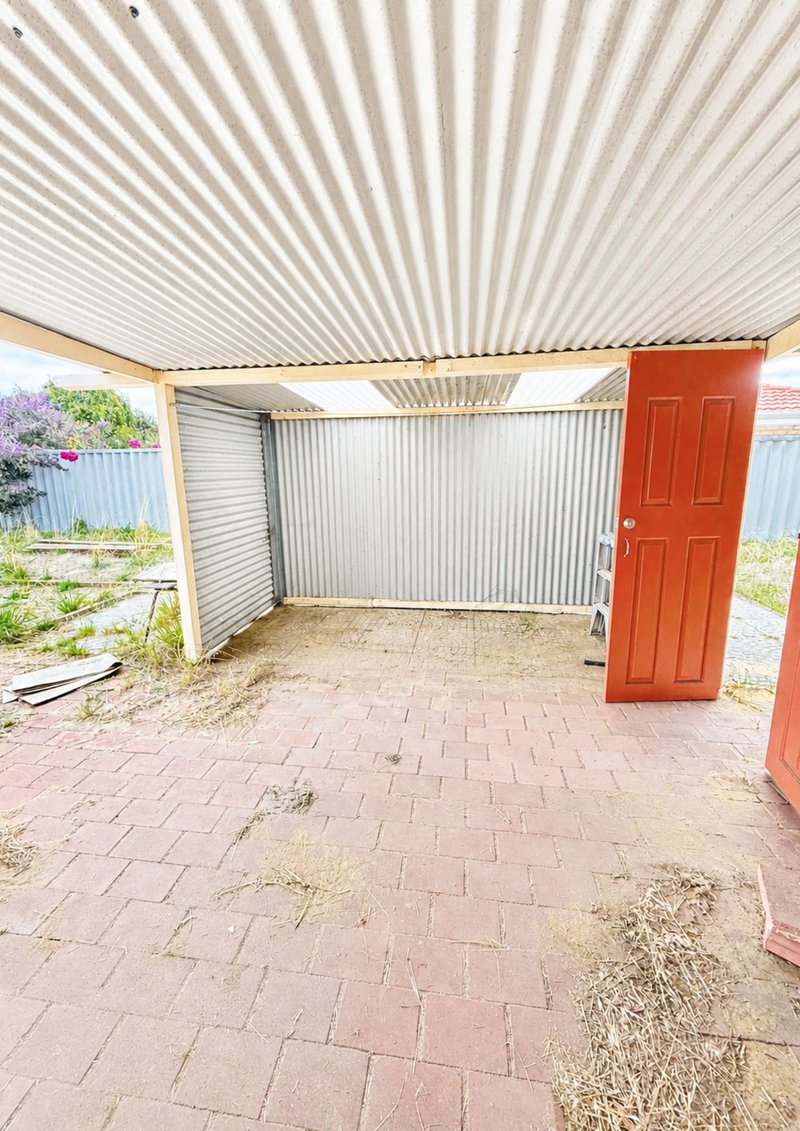Photo - 3 Bougainvillea Court, Marangaroo WA 6064 - Image 11