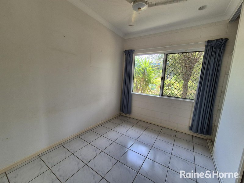 Photo - 3 Bougainvillea Street, Cooya Beach QLD 4873 - Image 14