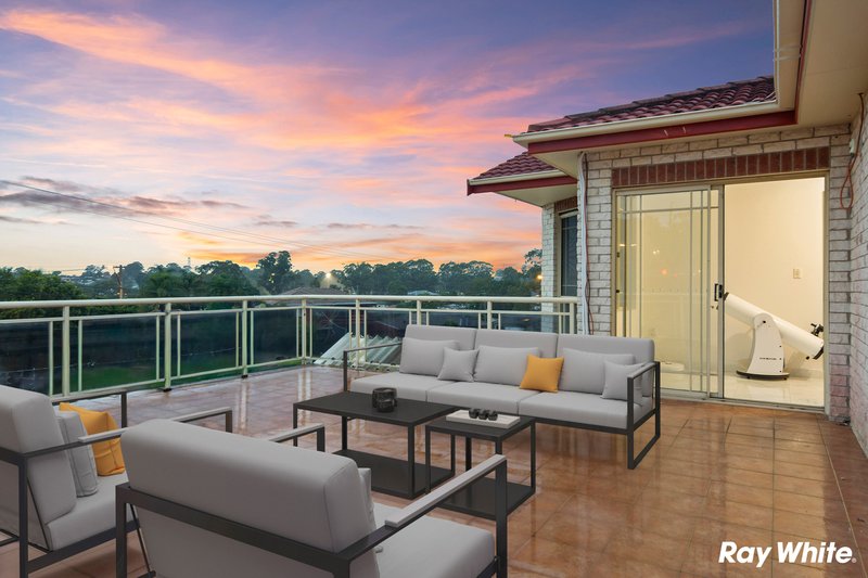 Photo - 3 Bowen Place, Seven Hills NSW 2147 - Image 2