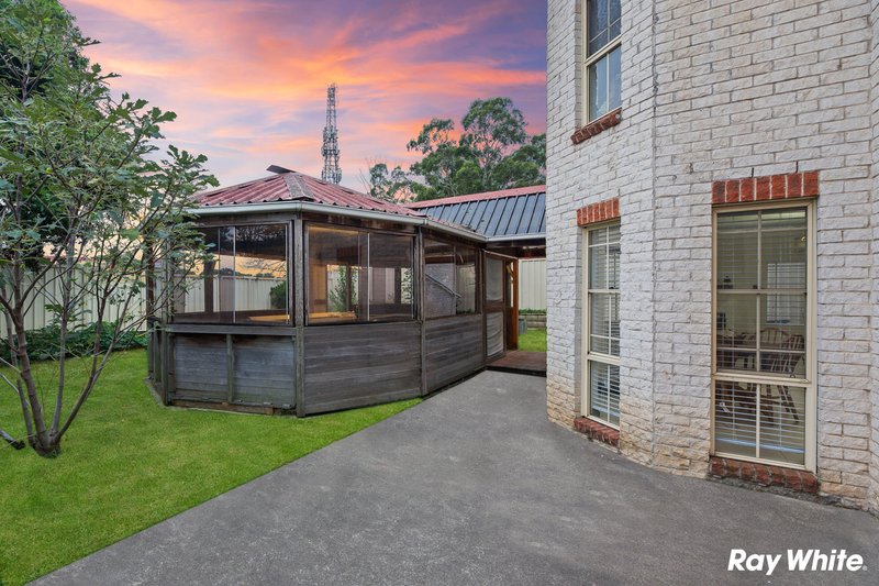 Photo - 3 Bowen Place, Seven Hills NSW 2147 - Image 3