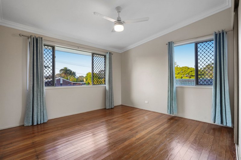 Photo - 3 Boyanda Drive, Kallangur QLD 4503 - Image 11