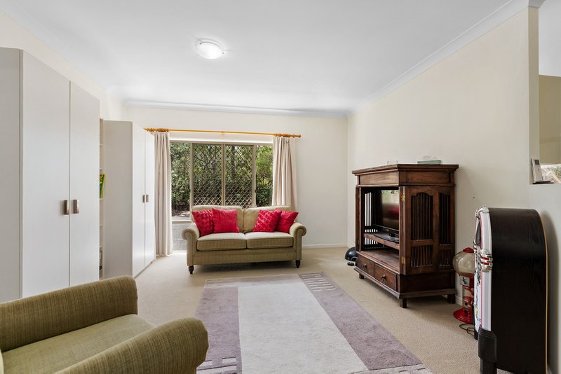 Photo - 3 Bracken Court, Cashmere QLD 4500 - Image 22