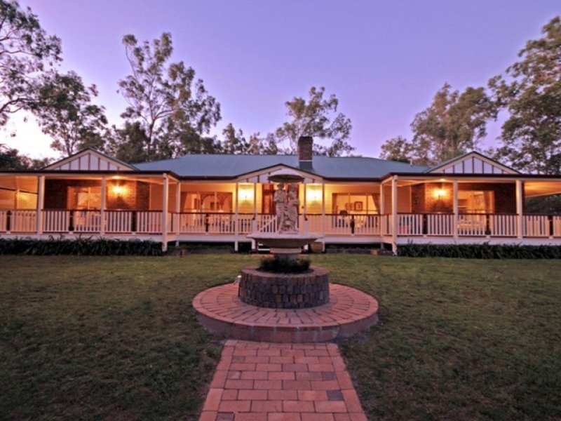 3 Bracken Court, Cashmere QLD 4500