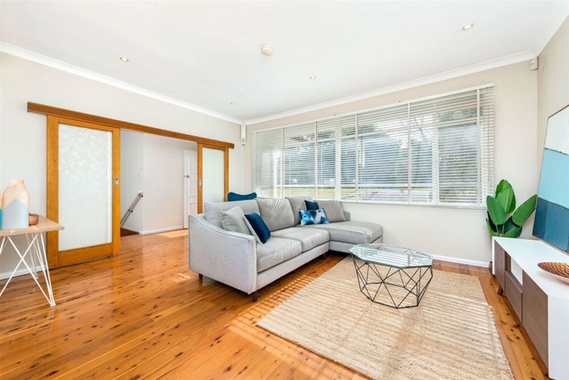 Photo - 3 Bradley Drive, Carlingford NSW 2118 - Image 3