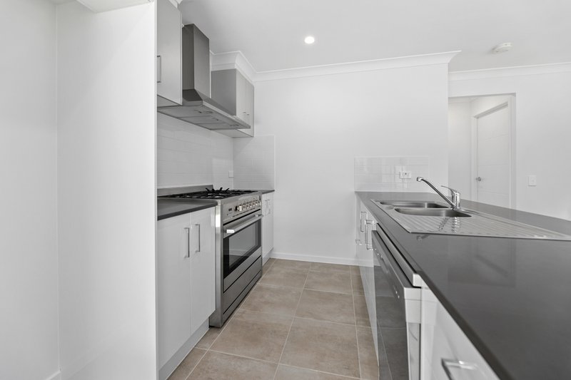 Photo - 3 Bradman Street, D'Aguilar QLD 4514 - Image 2