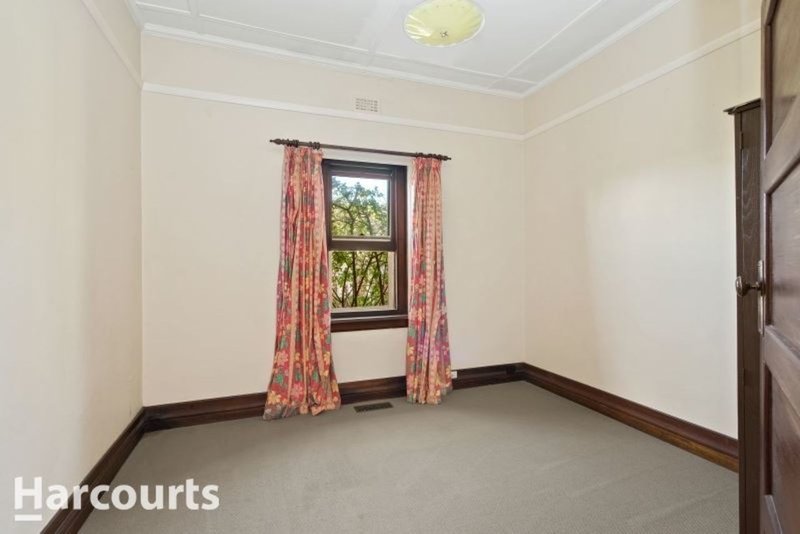 Photo - 3 Bradshaw Street, Golden Point VIC 3350 - Image 11