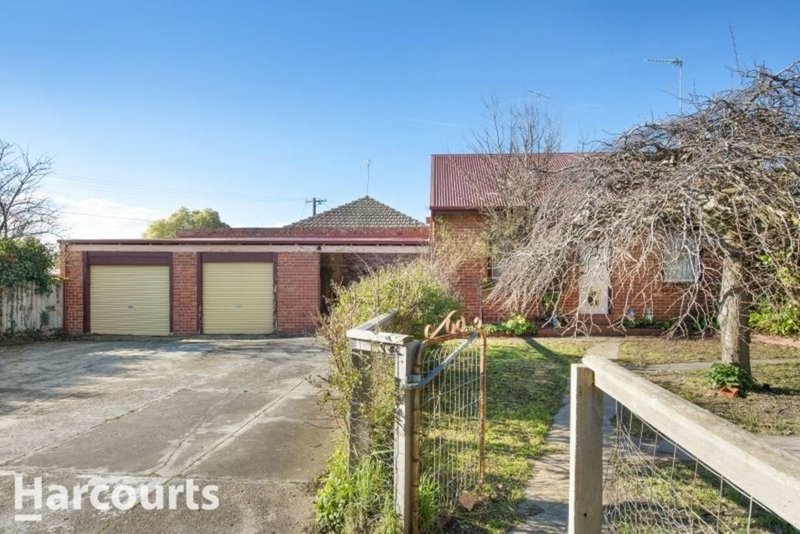 Photo - 3 Bradshaw Street, Golden Point VIC 3350 - Image 14