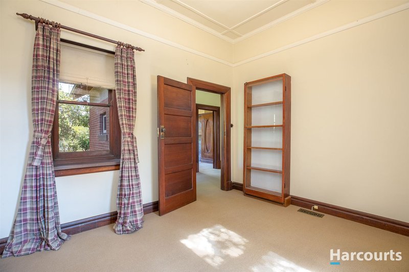 Photo - 3 Bradshaw Street, Golden Point VIC 3350 - Image 7