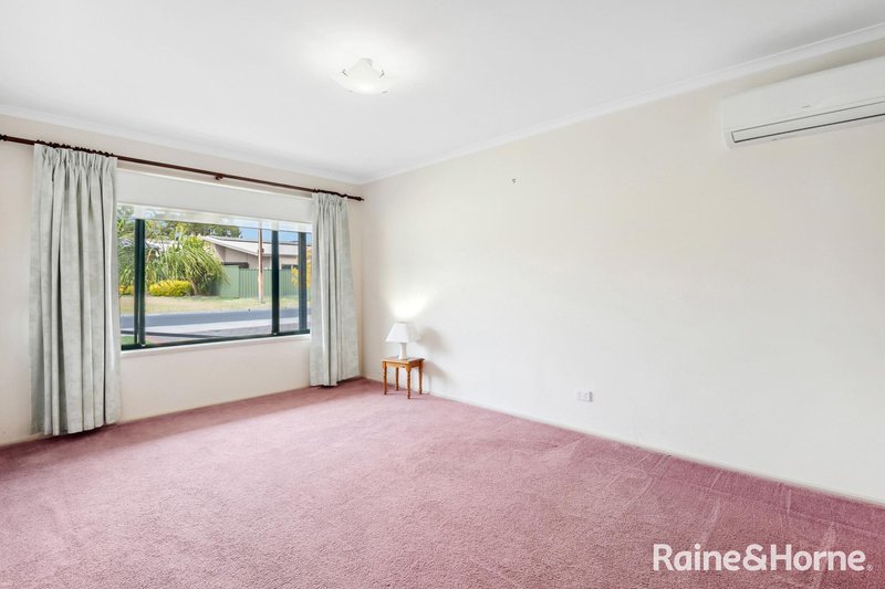 Photo - 3 Braemar Avenue, Morphett Vale SA 5162 - Image 8