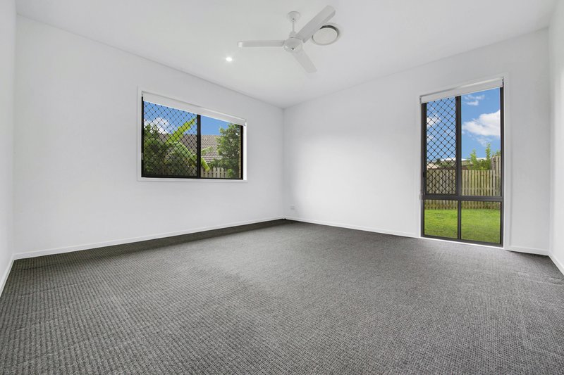 Photo - 3 Bragg Court, Kirkwood QLD 4680 - Image 12