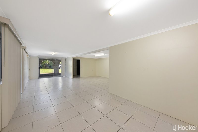 Photo - 3 Brake Avenue, Frenchville QLD 4701 - Image 5