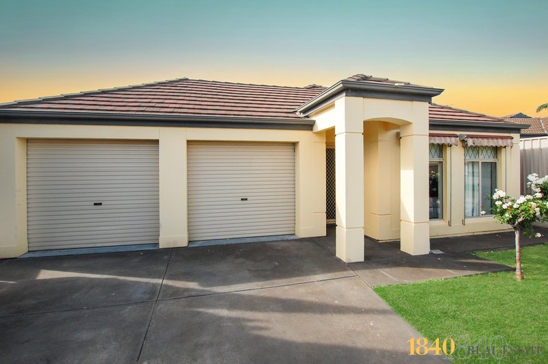 Photo - 3 Brampton Court, Hallett Cove SA 5158 - Image 1