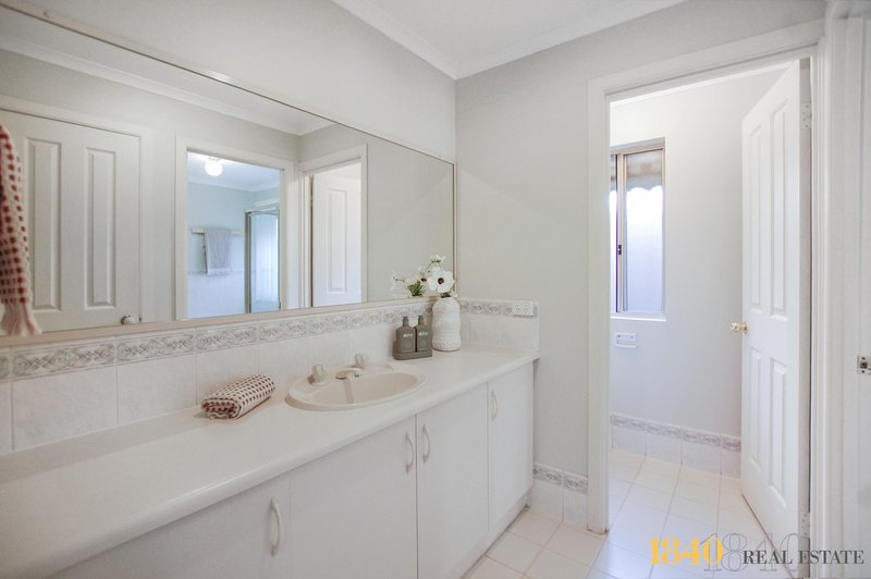 Photo - 3 Brampton Court, Hallett Cove SA 5158 - Image 8