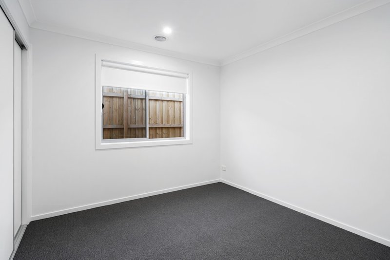 Photo - 3 Brandybuck Lane, Mernda VIC 3754 - Image 10